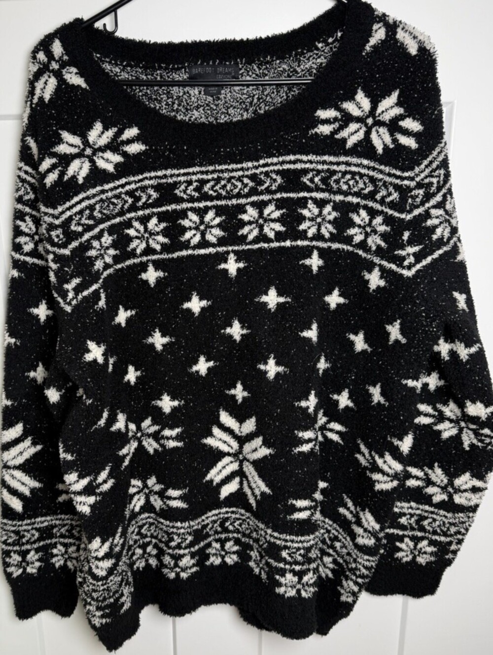 Barefoot Dreams CozyChic Women’s 1X Black White Fair Isle Snowflake Sweater